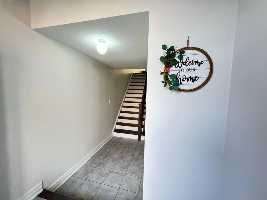 Beautiful Vacation Home Near Toronto Airport Mississauga Eksteriør bilde