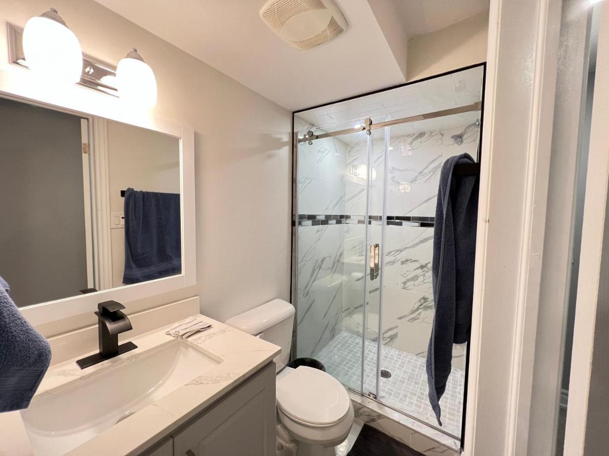 Beautiful Vacation Home Near Toronto Airport Mississauga Eksteriør bilde